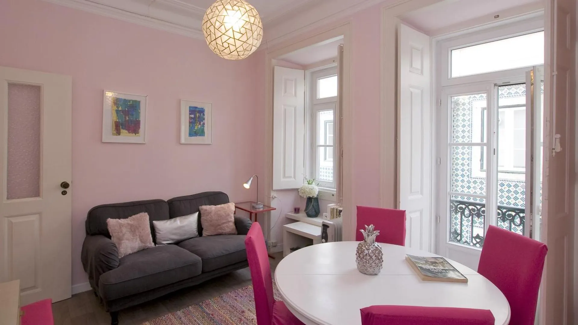 B1 Bairro Alto - Bica Central Spacious Bright Лиссабон