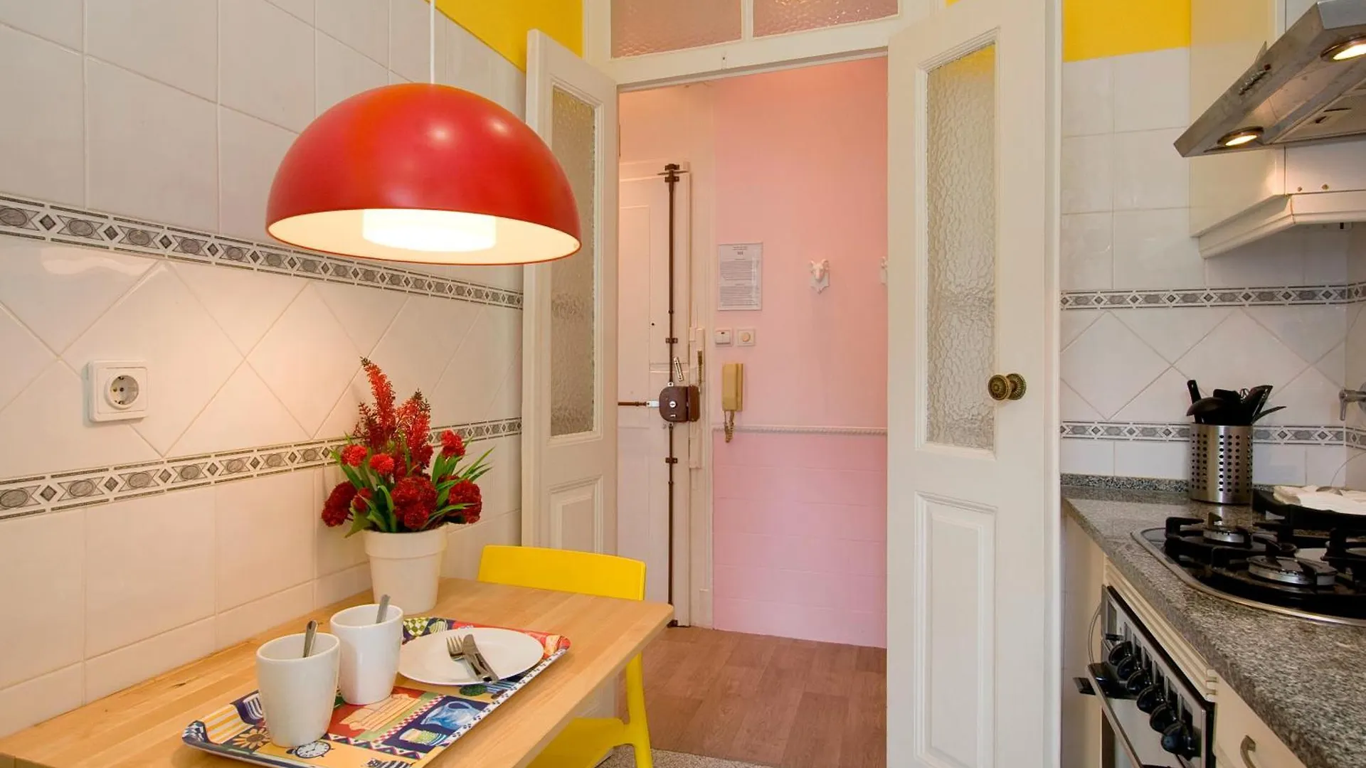 B1 Bairro Alto - Bica Central Spacious Bright Лиссабон Португалия